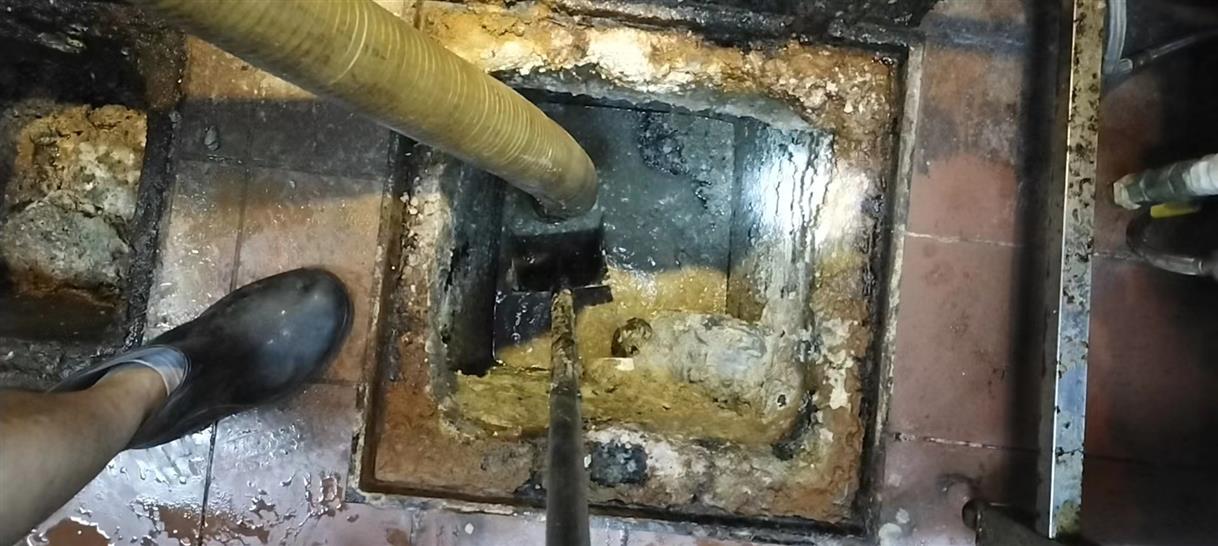 文儒镇污水池清理一般都有毒气，怎么预防中毒呢？